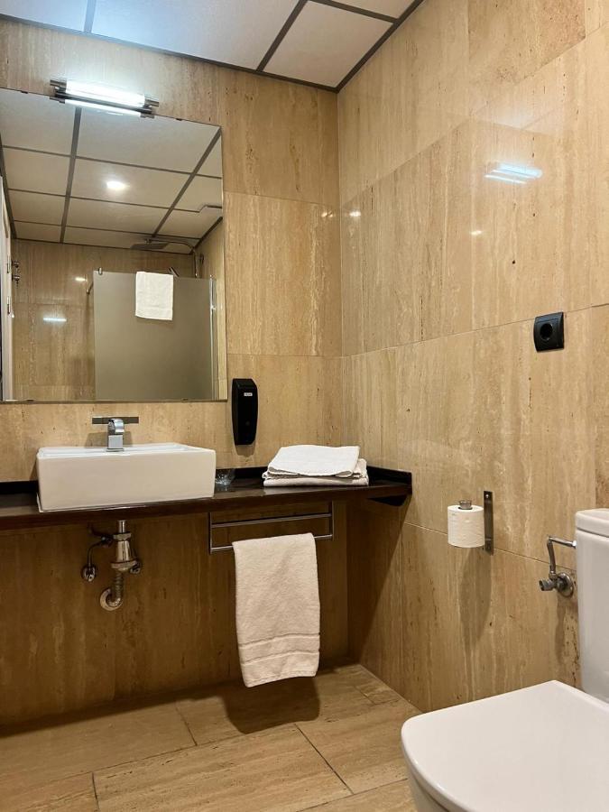 Vtz Hotel San Valero Saragosse Extérieur photo