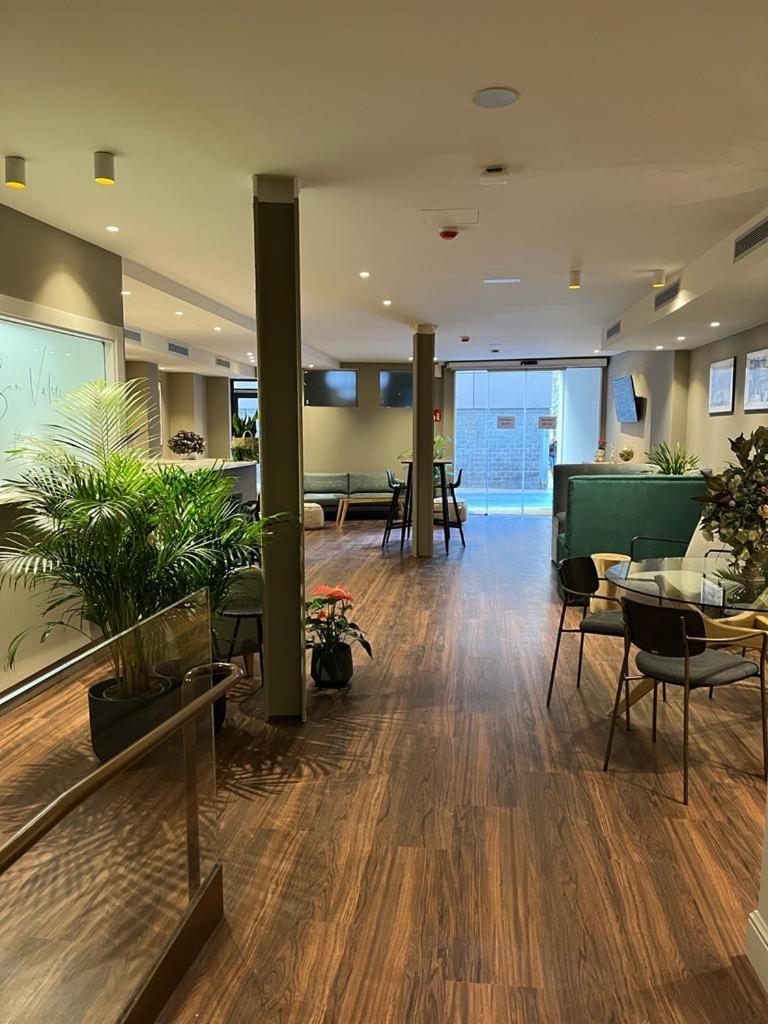 Vtz Hotel San Valero Saragosse Extérieur photo